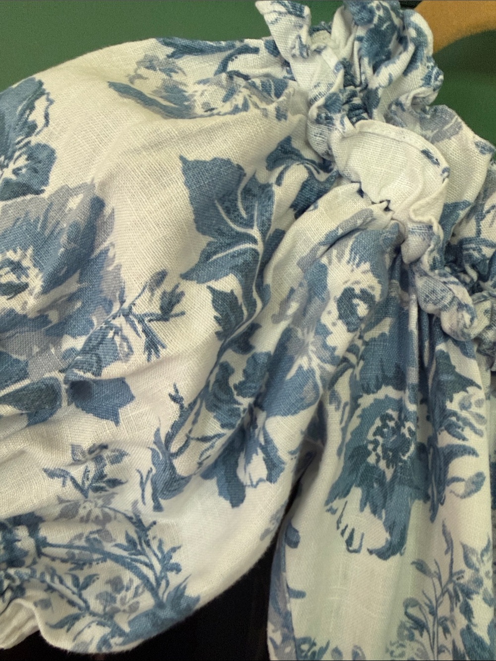 Reformation Blue and White Floral Puff-Sleeve Maxi Dress - Picture 4 of 7